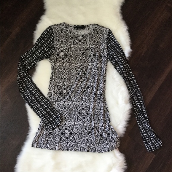 Long sleeve top - Picture 1 of 6